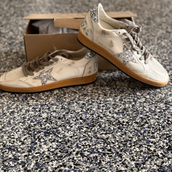Men’s Golden Goose Ball Star lace up sneakers. Never worn. - Picture 1 of 2